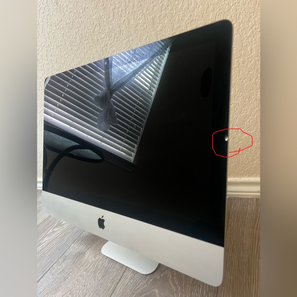 Apple iMac with Vivid Display - Silver and Black Tested Working Perfect 2019 - Picture 9 of 13